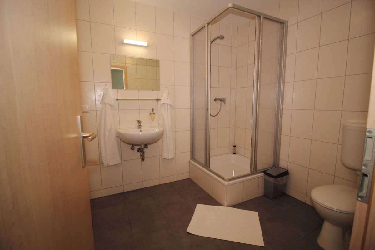 Appartamento Kutterfisch Kajueten Direkt Im Stadthafen Sassnitz Esterno foto